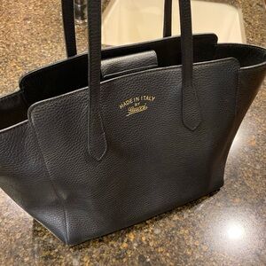 Gucci Swing Tote Used